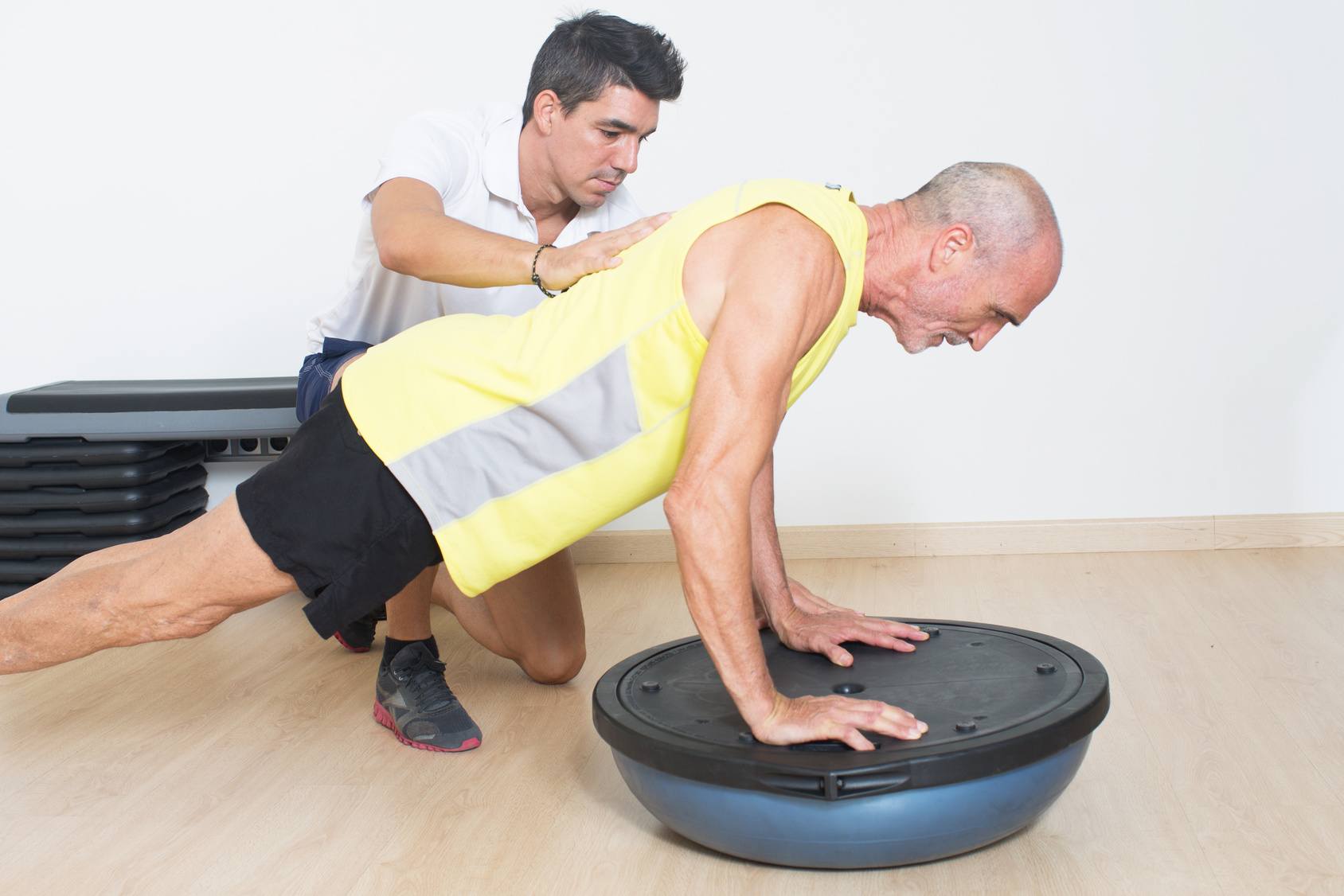 BOSU-BALANCE-STRENGTHENING-SHOULDERS-core-strength-pt-seniors-geriatrics-best-pain-management